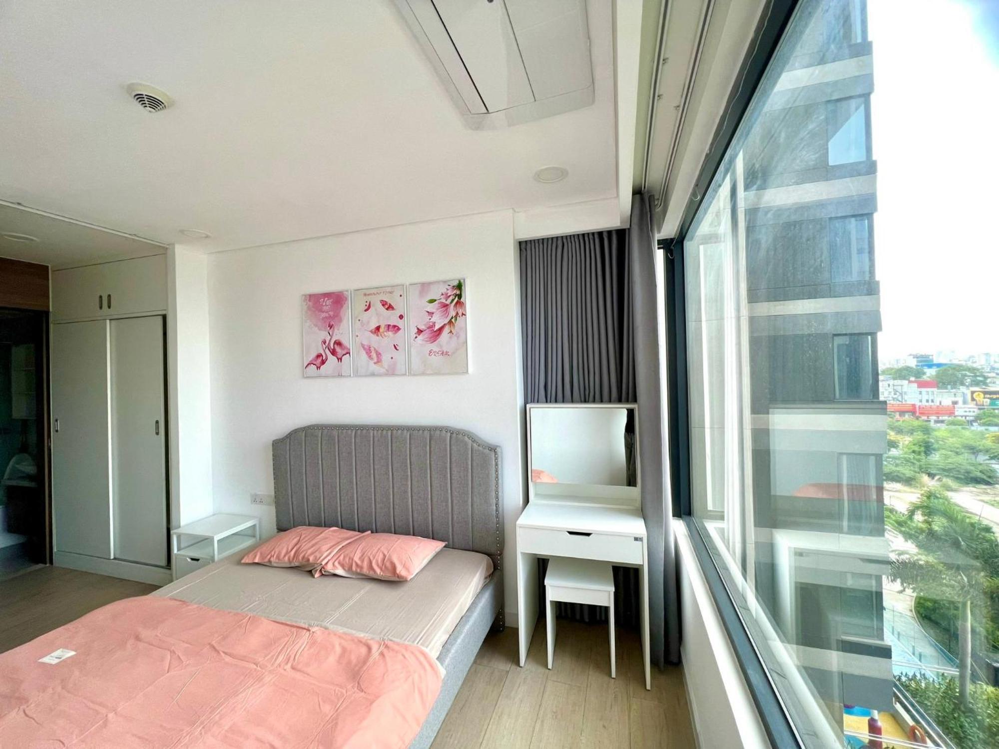 Căn hộ 2br In Kingdom101-district 10 *