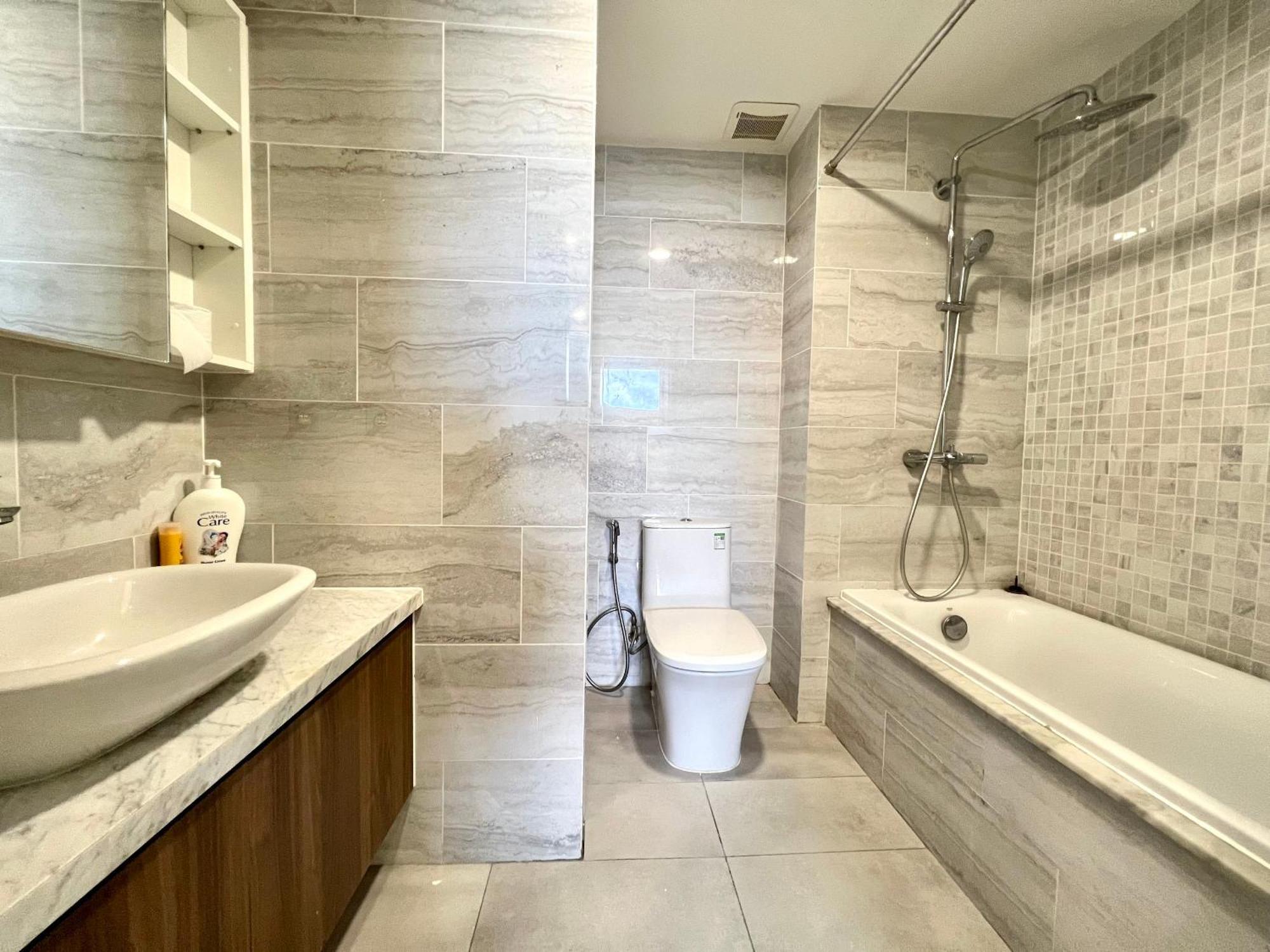 2br In Kingdom101-district 10 Căn hộ